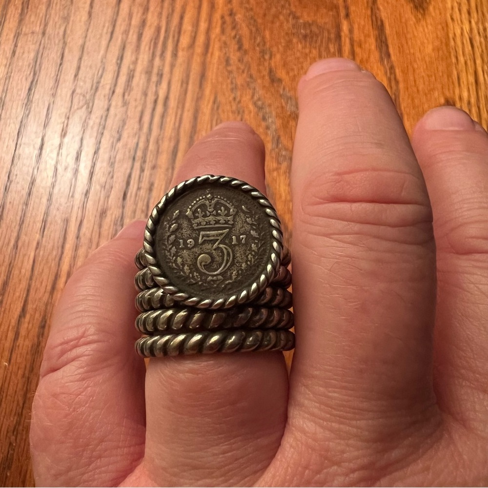 Shereen de Rousseau stacking rings